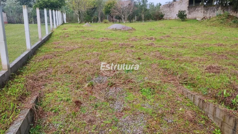 Belíssimo Terreno na entrada do Balneário Pinhal.