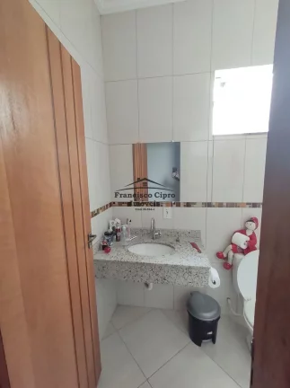 Imagem Casa à venda no bairro Jardim do Vale - Guaratinguetá/SP