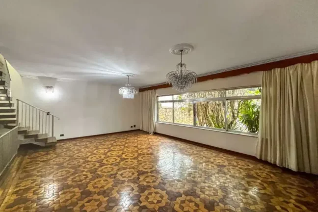 Imagem Sobrado 4 dormitórios com 6 vagas - Jardim Vila Formosa