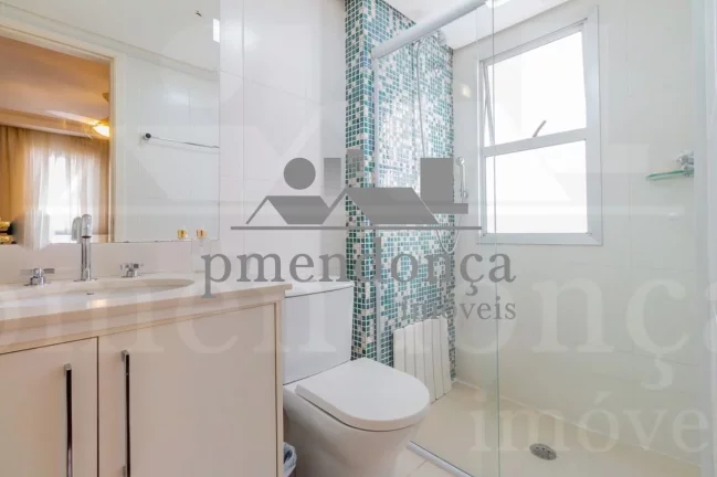 Imagem Apartamento em Perdizes nobre com 170m², 4 quartos (3 sui­tes) e 2 vagas.