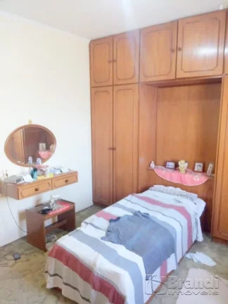 Imagem CASA NA V. GRACIOSA COM 4 VAGAS COBERTAS