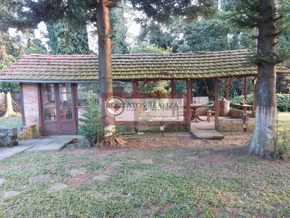 Imagem Vendo SUPER Oportunidades em condomínio clube em São Bernardo do Campo. Casa com uma área útil de 420m2, terreno de 1500m2, São 3 Dormitorios, sendo 1 Suíte, casa em condômino fechado, com clube dentro do Condomínio, Restaurante para os Sócios, um super i