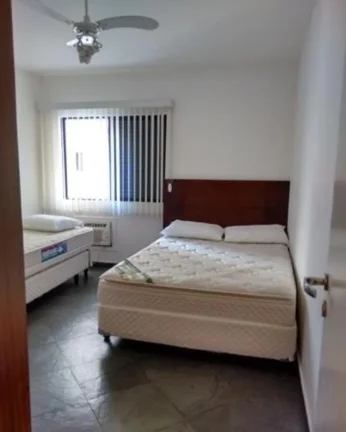 Imagem Apartamento à venda no Guarujá na Praia das Pitangueiras.