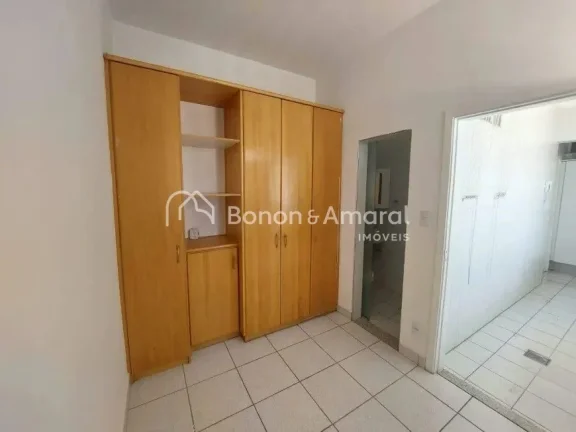 Imagem Amplo apartamento à venda no Ed. Dona Amélia, no Cambuí, Campinas. Com 190 m², o imóvel dispõe...