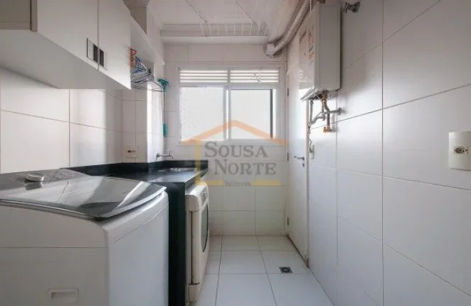 Imagem Apartamento 3 dormitórios, sendo 2 suítes, 1 delas máster com closet, piso laminado, sala ampla, ...