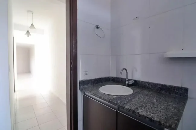 Imagem "Cansado de se apertar em um apê minúsculo e caro?"