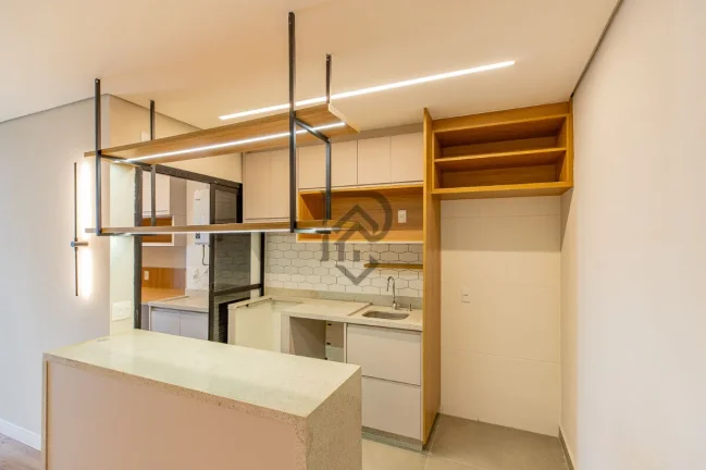 Imagem Apartamento decorado vista livre andar alto proximo metrô