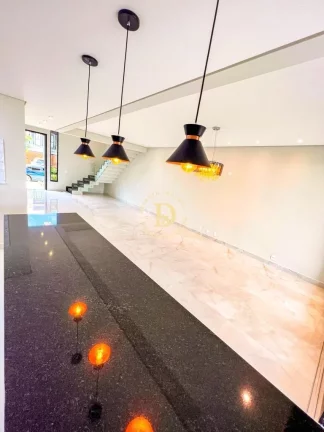 Imagem Casa em Condomínio Clube - Jacareí - 4 Suítes - 250m²