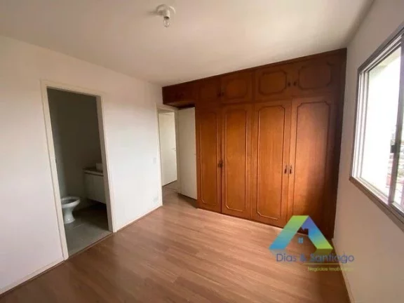 Imagem Oportunidade apartamento todo reformado com 4 dormitórios, 2 vagas a poucos minutos da estação do metro São Judas e Saúde.