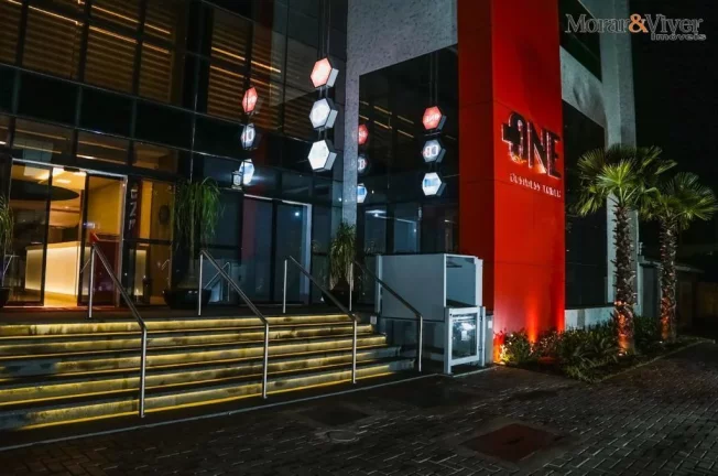 Imagem Sala Comercial para Venda em São José dos Pinhais, São Pedro, 1 banheiro