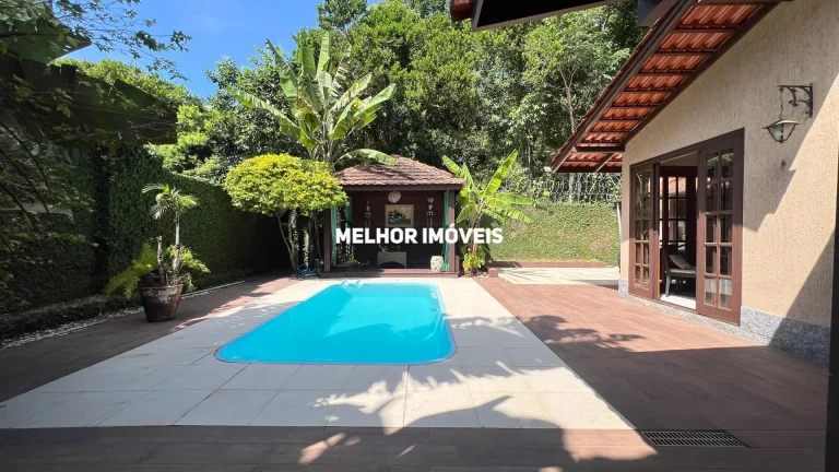 Imagem Casa a venda no Condomínio Ariribá com 600m² em Balneário Camboriú