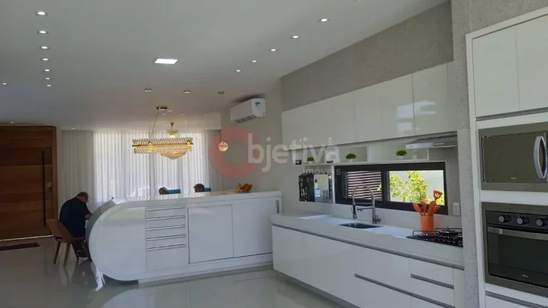Imagem Casa duplex, 4 quartos, Condomínio Caravelas Nina - Búzios