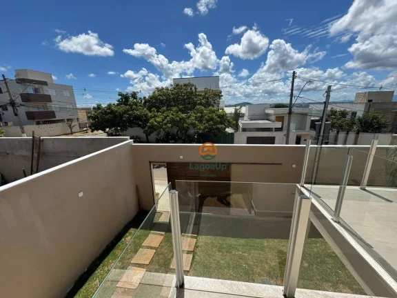 Imagem Casa com 3 dormitórios à venda, 167 m² por R$ 1.050.000,00 - Lundceia - Lagoa Santa/MG