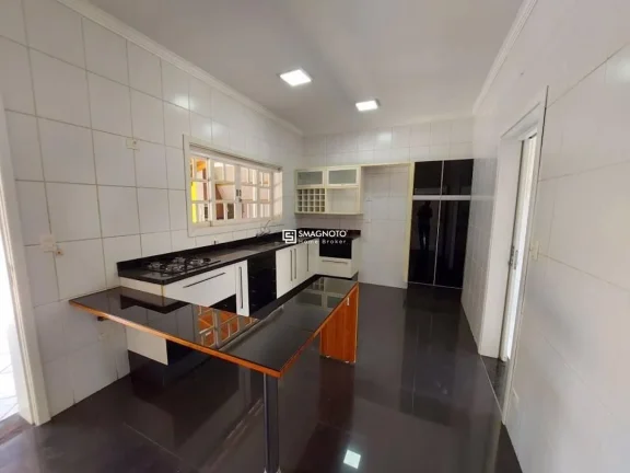 Imagem Casa com 5 dormitórios à venda, 670 m² por R$ 1.900.000,00 - Água Branca - Piracicaba/SP