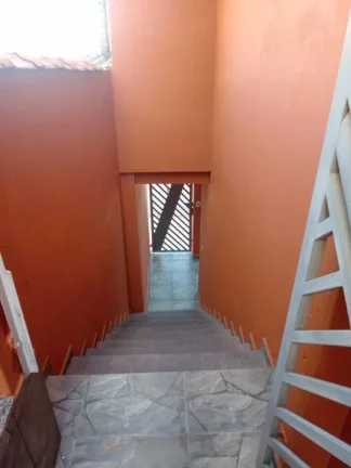 Imagem Sobrado com 2 dormitórios à venda, 124 m² por R$ 300.000,00 - Jardim Ikeda - Suzano/SP