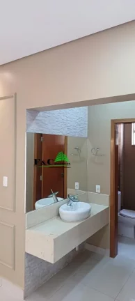 Imagem Casa para Venda em Iracemápolis, Parque Cesarino Borba, 3 dormitórios, 1 suíte, 3 banheiros, 2 vagas