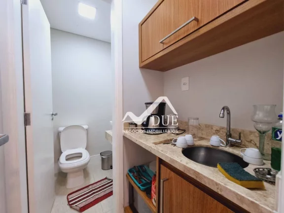 Imagem Sala comercial muito bem localizada à venda por R$ 345.000