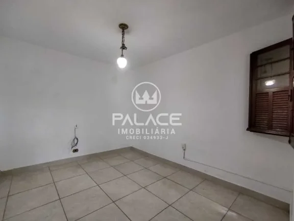 Imagem Excelente casa térrea com localização privilegiada no bairro Paulista em Piracicaba SP.
 Imóvel ...
