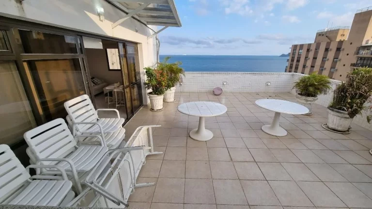 Imagem PITANGUEIRAS- COBERTURA PENTHOUSA COM MARAVILHOSA VISTA , LAZER E 02 VAGAS .