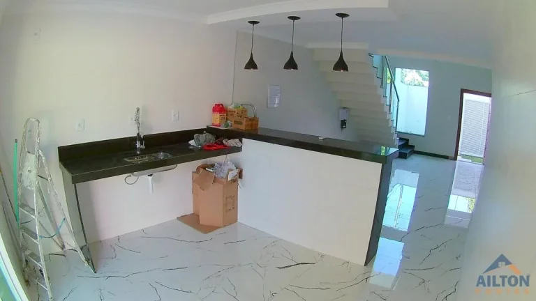 Imagem Casa Duplex com 4 Suítes à Venda na Praia do Morro, Guarapari-ES