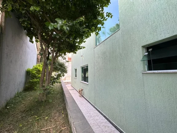 Imagem Casa com 2 dormitórios à venda, 125 m² por R$ 720.000,00 - Jardim Medina - Poá/SP