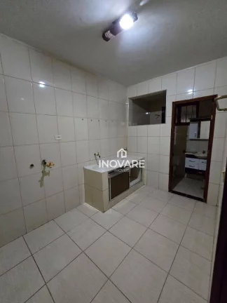 Imagem Apartamento com 3 dormitórios para alugar, 140 m² por R$ 1.500,00/mês - Centro - Itumbiara/GO