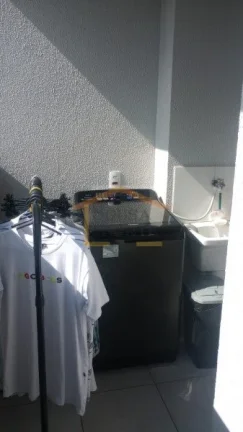 Imagem Apartamento 2 dormitórios, sala para 2 ambientes, sacada, cozinha, área de serviço, banheiro com ...
