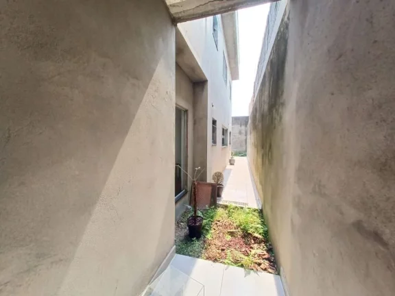 Imagem Sobrado com 3 dormitórios à venda, 200 m² por R$ 780.000,00 - Jardim Quaresmeira - Suzano/SP