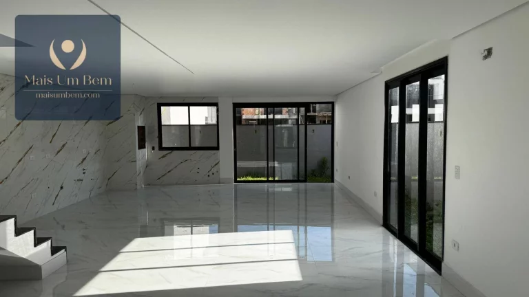 Imagem Sobrado Tríplex com Terraço em condomínio fechado com Piscina, 3 suítes, 171 m² por R$ 1.290.000 - Santa Cândida - Curitiba/PR