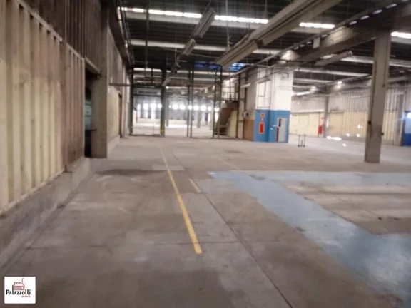Imagem Galpão 5.276 m² AC em Barueri ao lado da Rodovia
