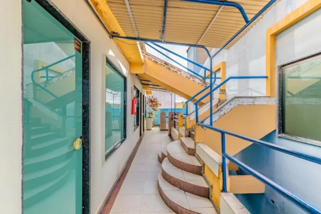 Imagem Investimento Lucrativo: Ponto Comercial na Galeria Mandala, Bairro Corroa do Meio!