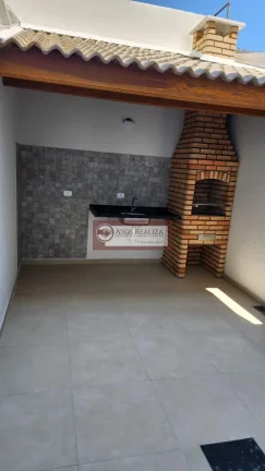 Imagem Sobrado à Venda na Vila São Pedro SP, 3 Dorms, Sendo Suítes, com 110m², R$740mil. OPORTUNIDADE.