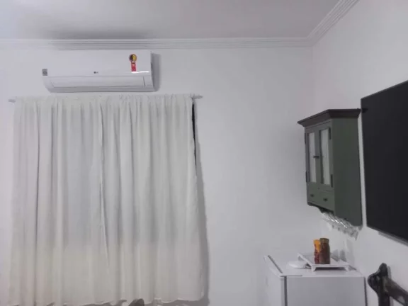 Imagem APARTAMENTO AMPLO REFORMADO, COM 3 SUÍTES, 1 QUADRA DA PRAIA DE PITANGUEIRAS, COM LAZER E 2 VAGAS DE GARAGEM