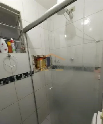 Imagem Casa térrea, 2 dormitórios, sala, cozinha, banheiro, 1 vaga de garagem. 90m².

Localizado a 800 m...