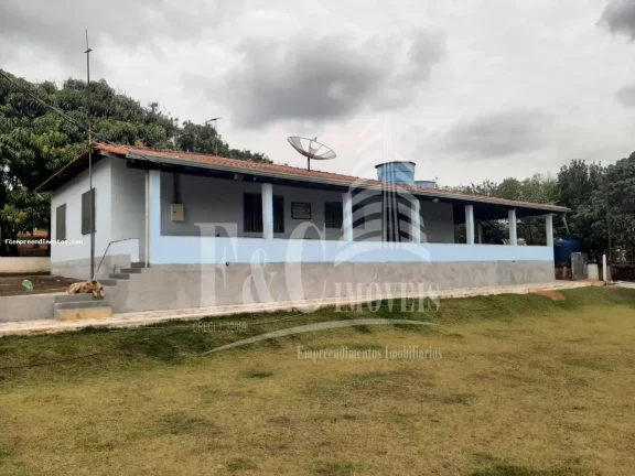 Imagem Chácara para Venda em Limeira, Barra Verde, 3 dormitórios, 1 suíte, 1 banheiro, 4 vagas