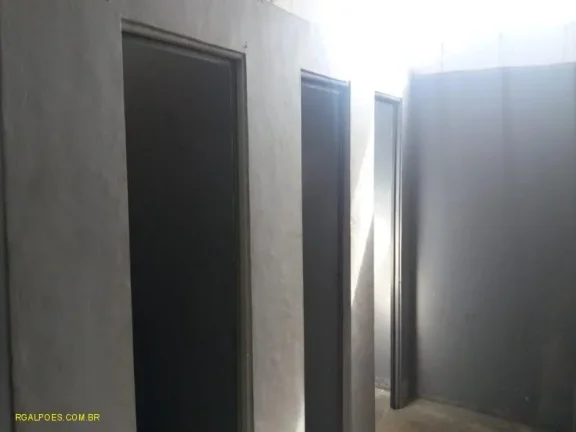 Imagem Galpão para Venda em QUEIMADOS, Distrito Industrial, 5 banheiros, 10 vagas