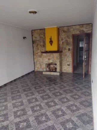 Imagem Sobrado com 3 dormitórios à venda, 184 m² por R$ 595.000,00 - Jardim Las Vegas - Santo André/SP