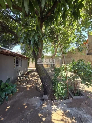 Imagem Casa de 3 dormitórios no bairro Estados Unidos em Uberaba
