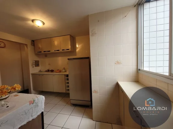 Imagem Apartamento amplo a venda no centro de Ubatuba