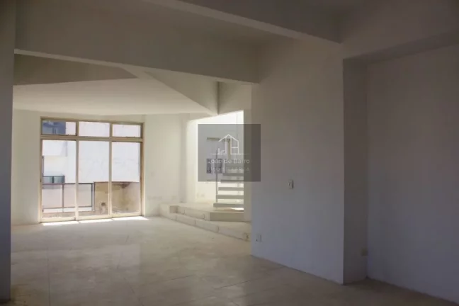Imagem Cobertura com 642m² em Higienopolis