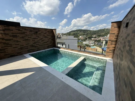 Imagem Casa Alto Padrão com Piscina e Salão, Nova Jaguari SP