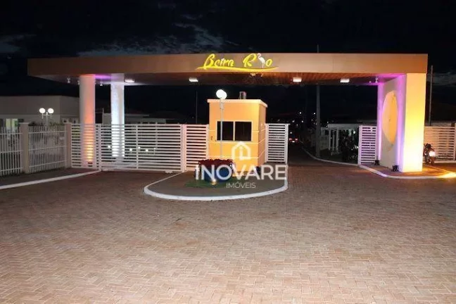Imagem Casa com 2 dormitórios à venda, 121 m² por R$ 410.000,00 - Araporã - Araporã/MG