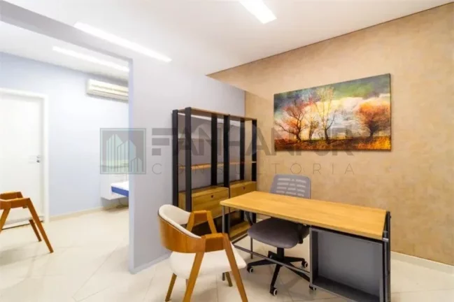 Imagem Excelente oportunidade: Casa Comercial à venda em São Paulo-SP, Jardim Paulista! 12 salas, 6 banheiros, 12 vagas, 700m².