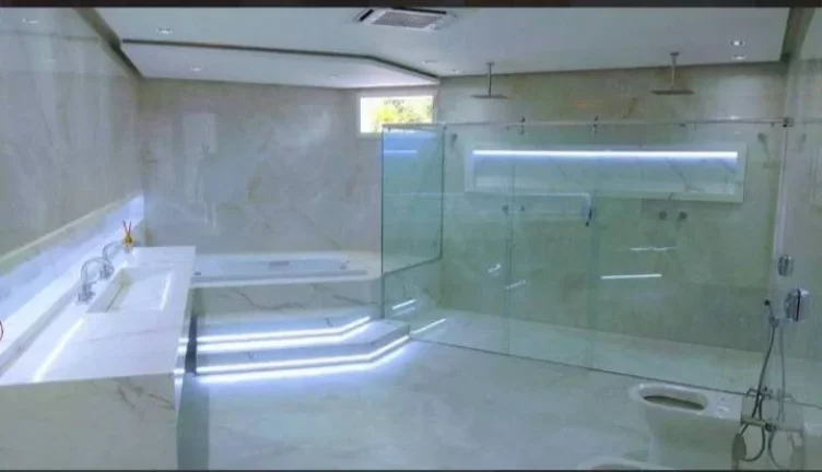 Imagem Casa Triplex Condomínio MALIBU