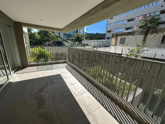 Imagem Excelente oportunidade: Apartamento à venda no Jardim Paulista, São Paulo-SP. 2 quartos, 1 suíte, 3 salas, 2 banheiros, 1 vaga de garagem e 117m². Aproveite!