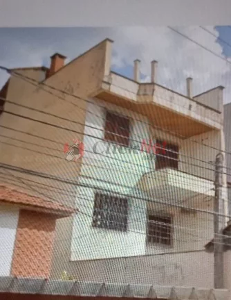 Imagem Sobrado à Venda no bairro Santa Terezinha em São Bernardo com 3 suítes e 5 vagas
