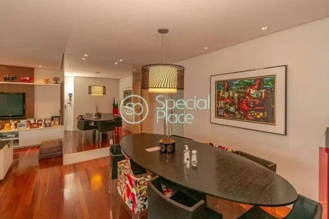 Imagem Excelente apartamento com 160m² no Brooklin!! Living amplo com varanda envidraçada, home theater, ...
