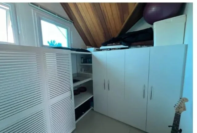 Imagem CASINHA DE BONECA LINDA CASA NO CONDOMÍNIO SUNRISE TRIPLEX