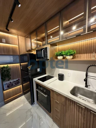 Imagem Loft de Luxo totalmente mobiliado no Centro de São Bernardo: 1 quarto, 1 suíte, 1 sala, 1 banheiro, 25m². Alugue já!