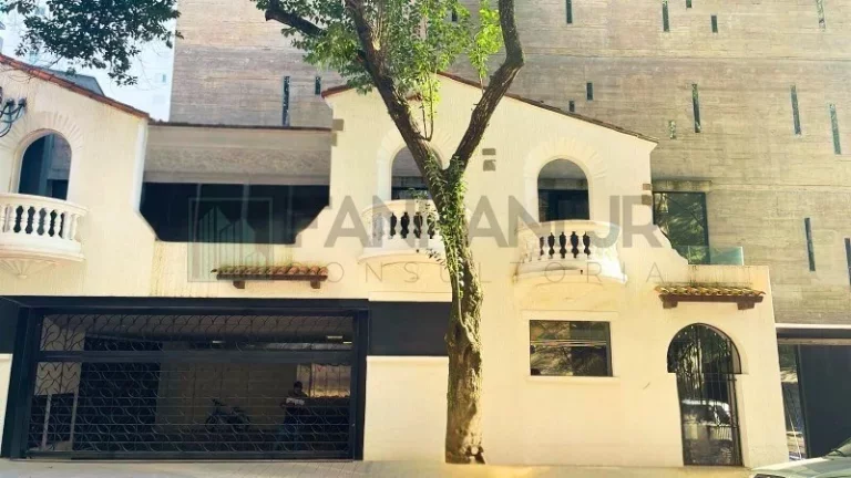 Imagem Excelente Casa Comercial com 15 Salas, 15 Banheiros, 60 Vagas de Garagem em Pinheiros, São Paulo-SP!